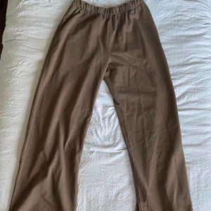 NWT Brandy Melville Brown Anastasia Sweatpants
